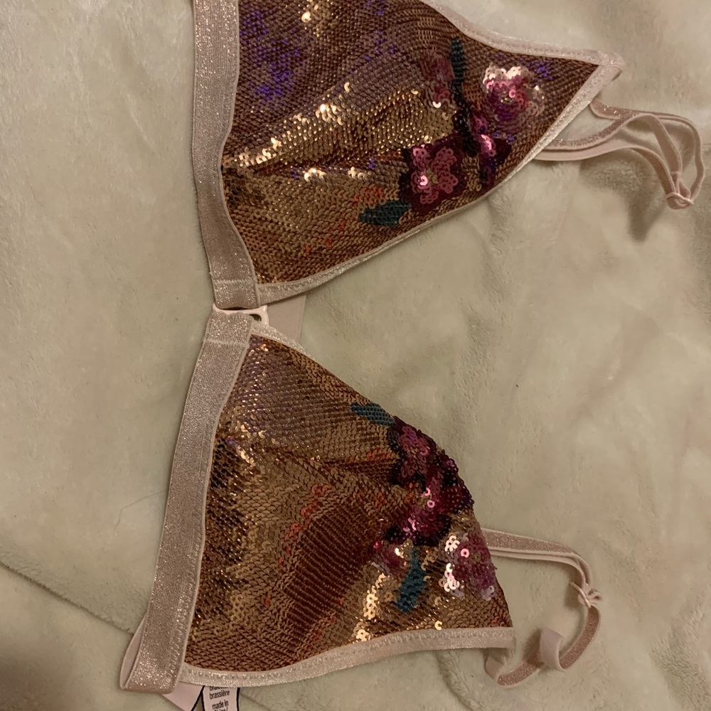 VS bralette